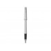Луксозен ролер Parker Meridian Core – Chrome CT 2231390 Луксозен ролер Parker Meridian Core – Chrome CT 2231390